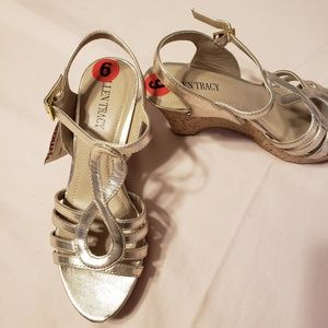 Sandal wedge